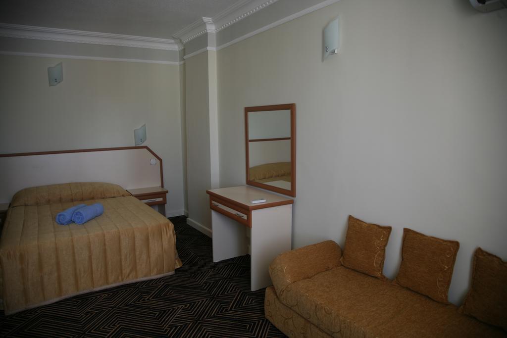Orient Resort Hotel Fethiye Extérieur photo