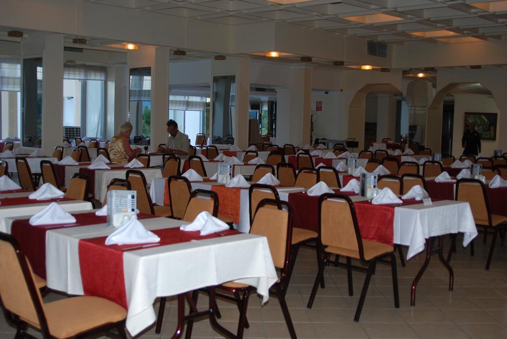 Orient Resort Hotel Fethiye Extérieur photo