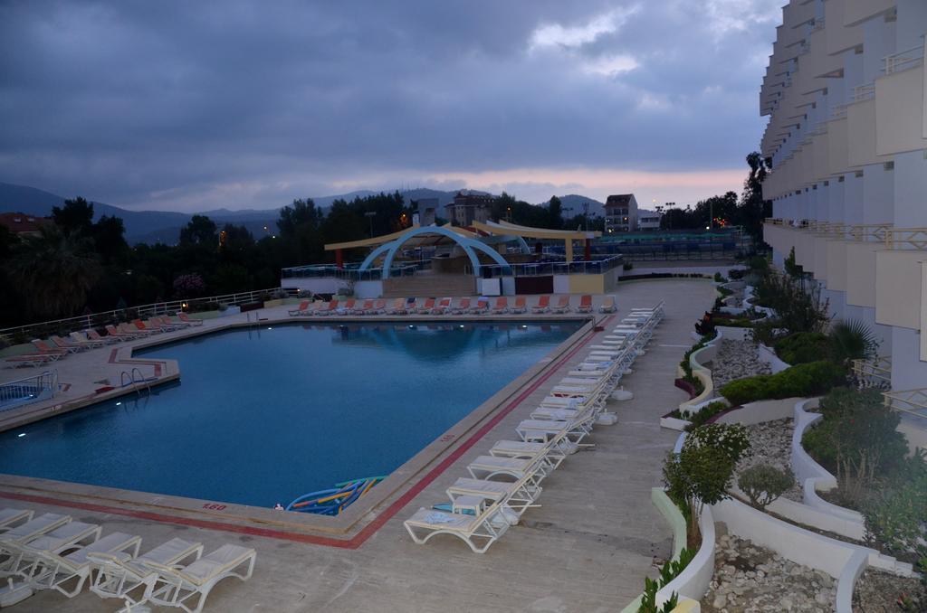 Orient Resort Hotel Fethiye Extérieur photo