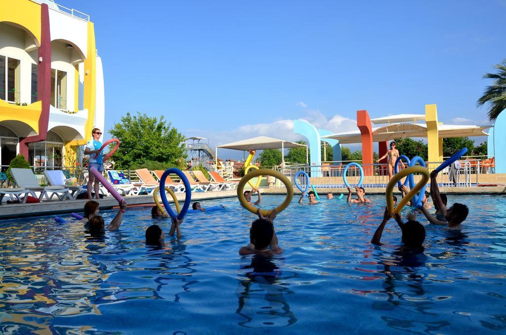 Orient Resort Hotel Fethiye Extérieur photo