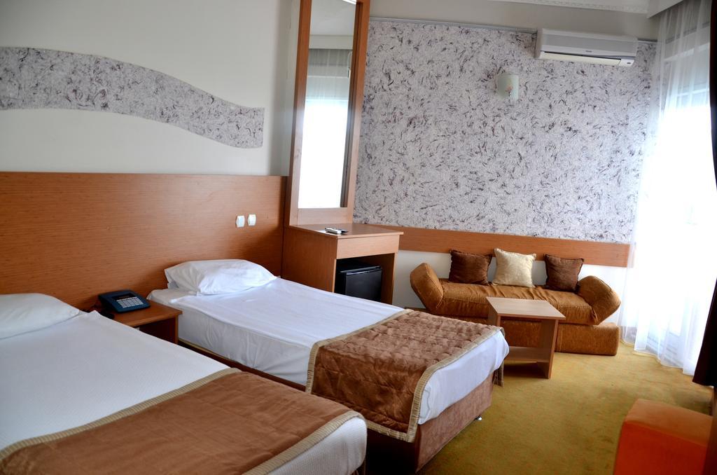 Orient Resort Hotel Fethiye Extérieur photo